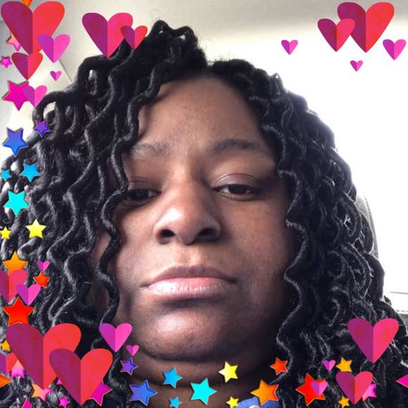 Meet your Posher, Khianti - Picture 1 of 1